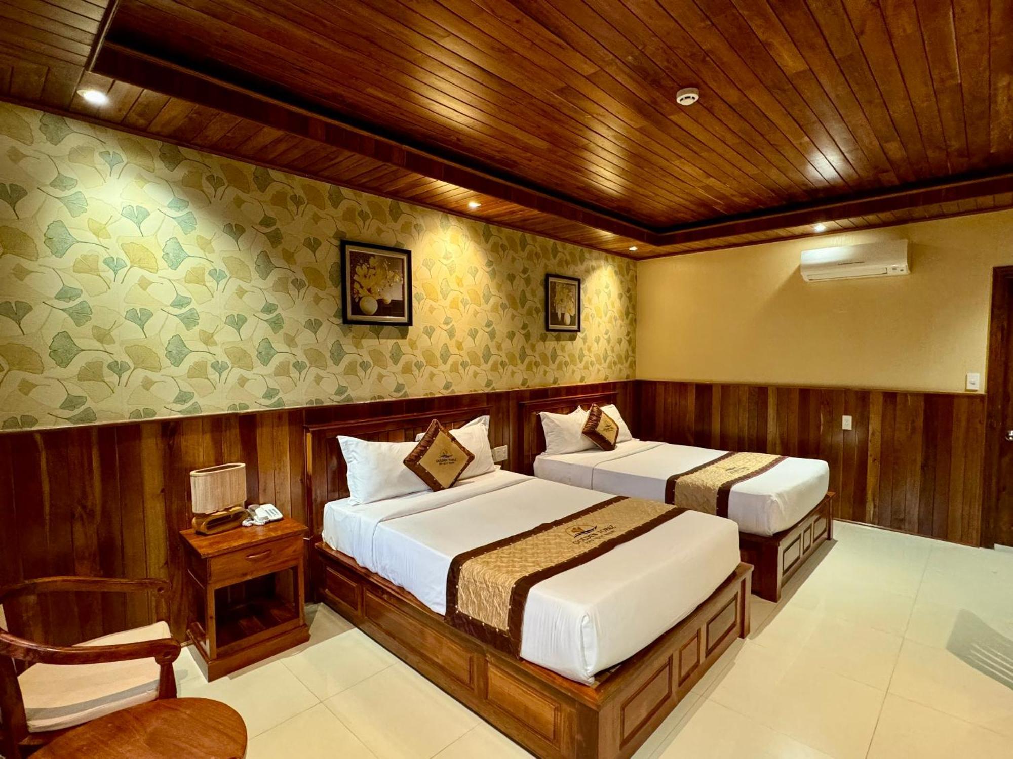 Golden Topaz Phu Quoc Resort Esterno foto