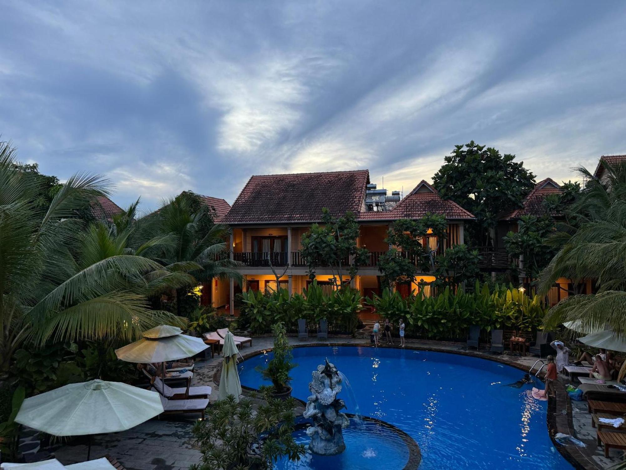 Golden Topaz Phu Quoc Resort Esterno foto